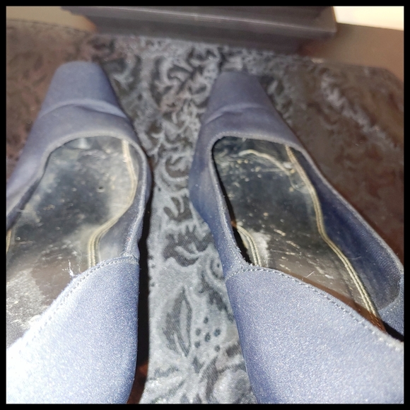 Vintage Black Fabric Shoes, 9.5 - Picture 6 of 10